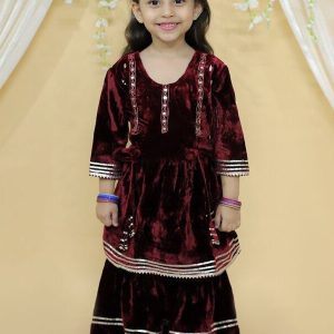 Cozy Velvet - Maroon - Image 1