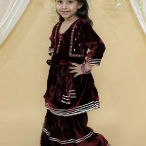 Cozy Velvet - Maroon - Image 2